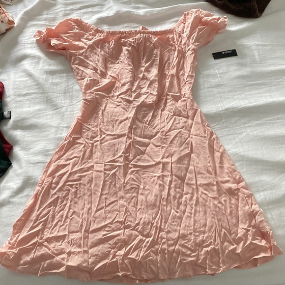 Light pastel pink dress - Picture 1 of 2